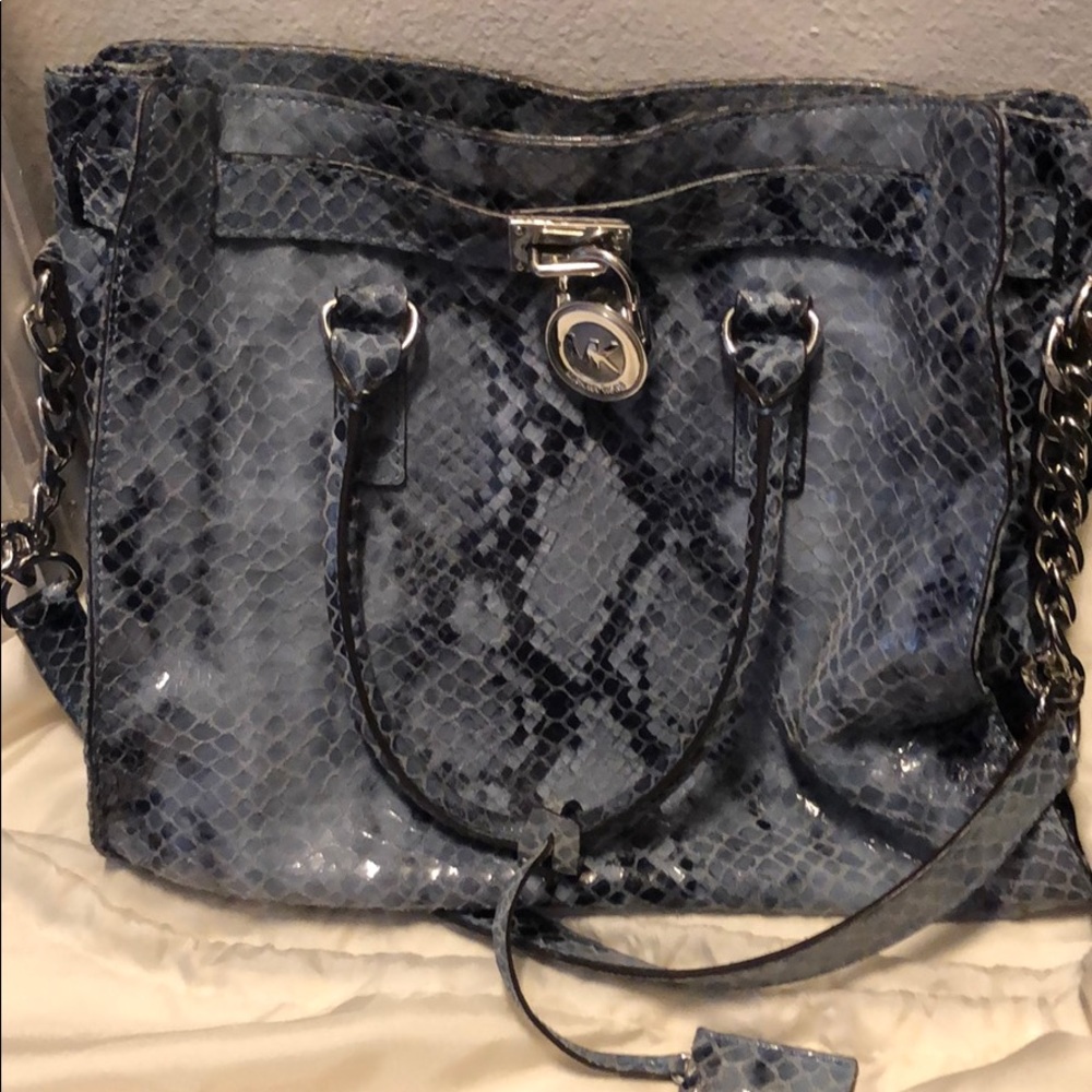 BLUE PYTHON MICHAEL KORS TOTE/CROSSBODY HANDBAG